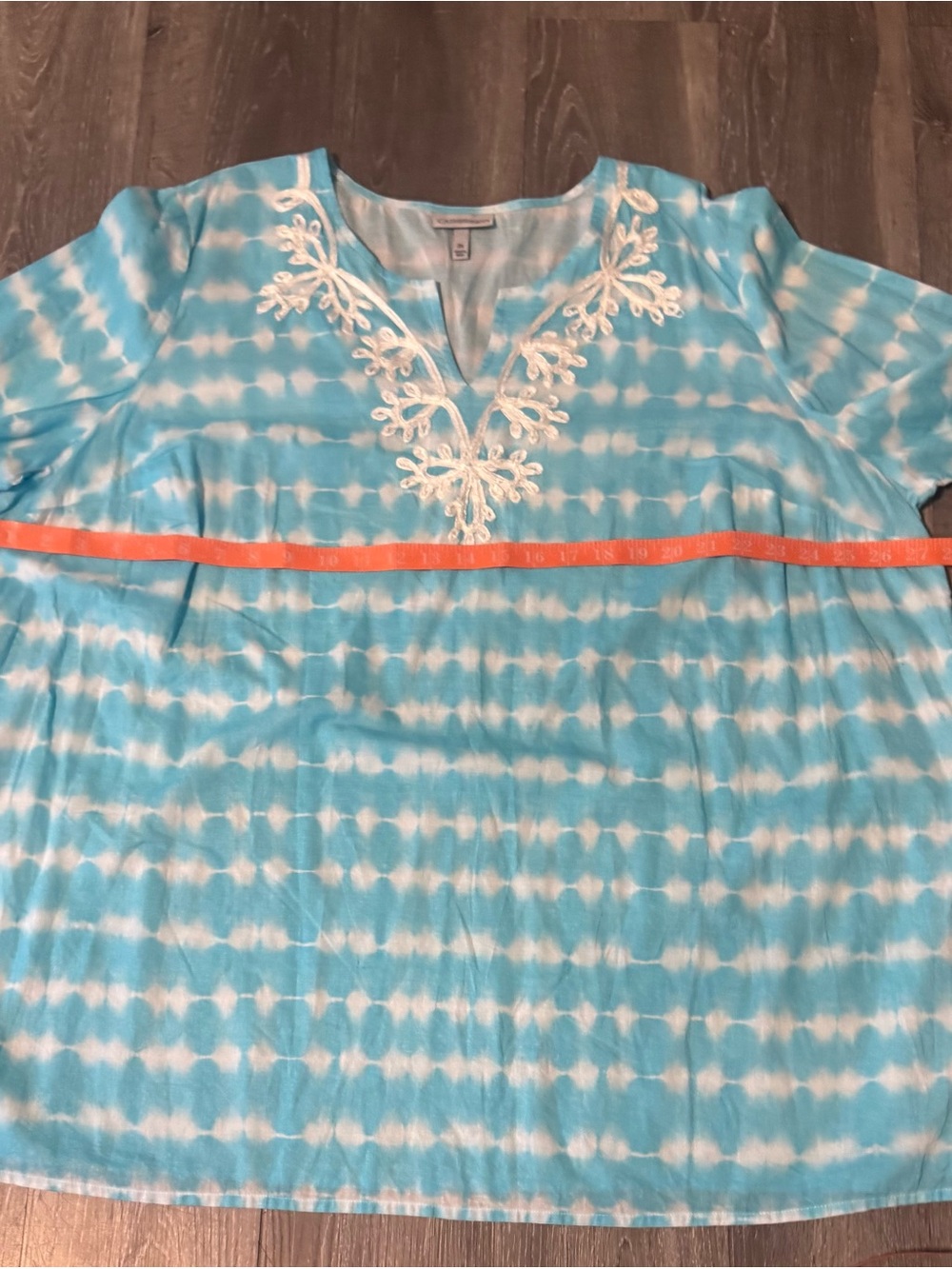 Catherines Women’s Sky Blue Tie-Dye Embroidered V-Neck Tunic Size 2X - Picture 8 of 8